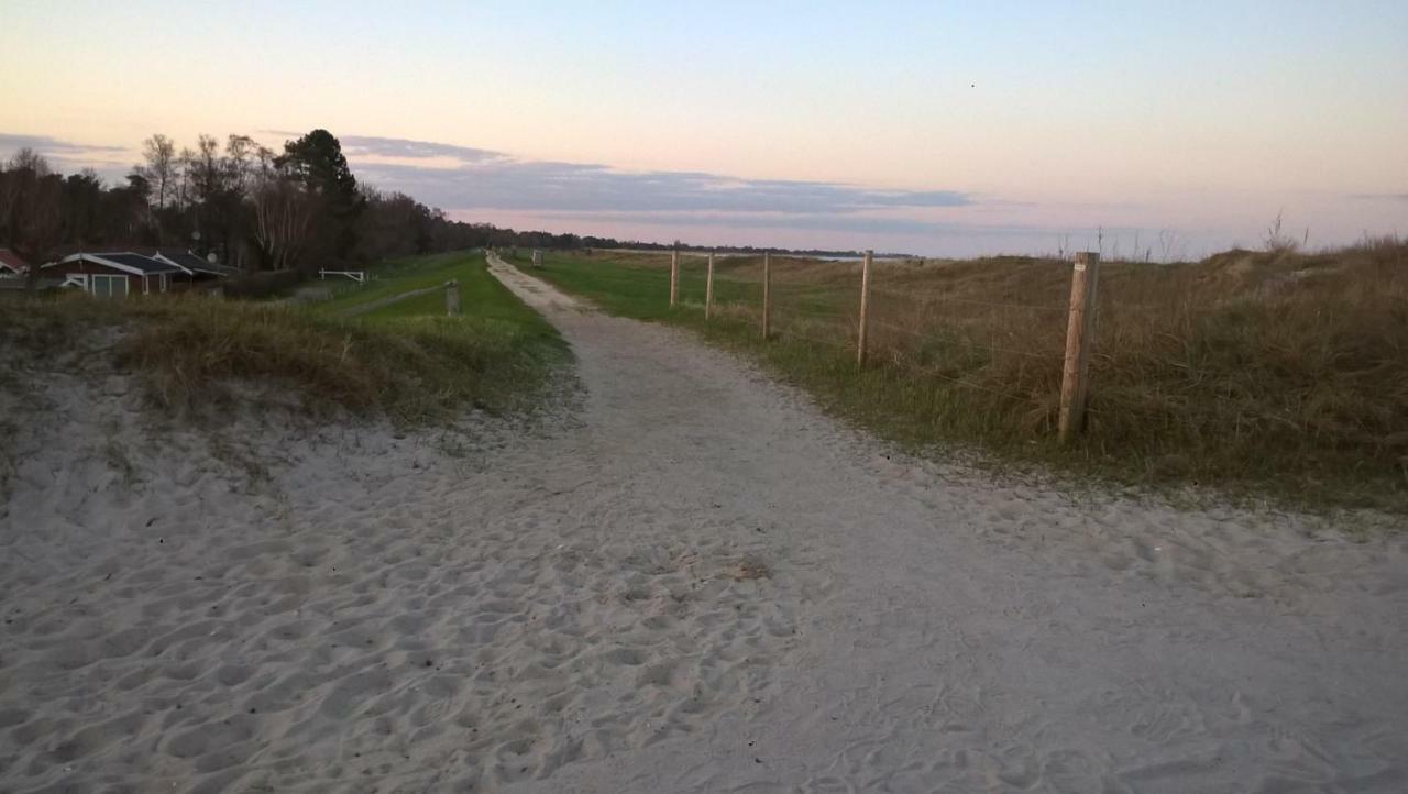 Falster Vaerelse Væggerløse Buitenkant foto